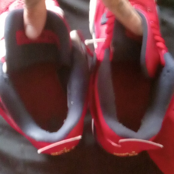 NIKE JORDAN 4 Retro red and touches of white&blue. - Picture 11 of 12